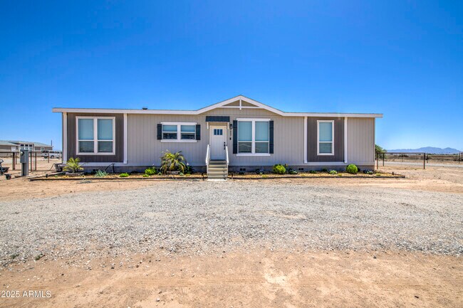 Building Photo - 4057 SOLAR St
