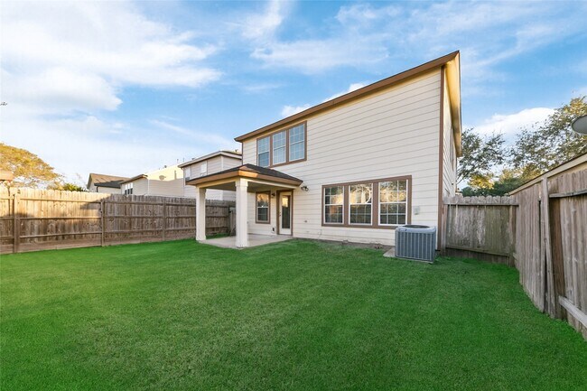 Building Photo - 2651 Skyview Shadows Ct