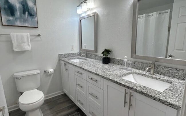 Building Photo - 14000 Gardner Dr