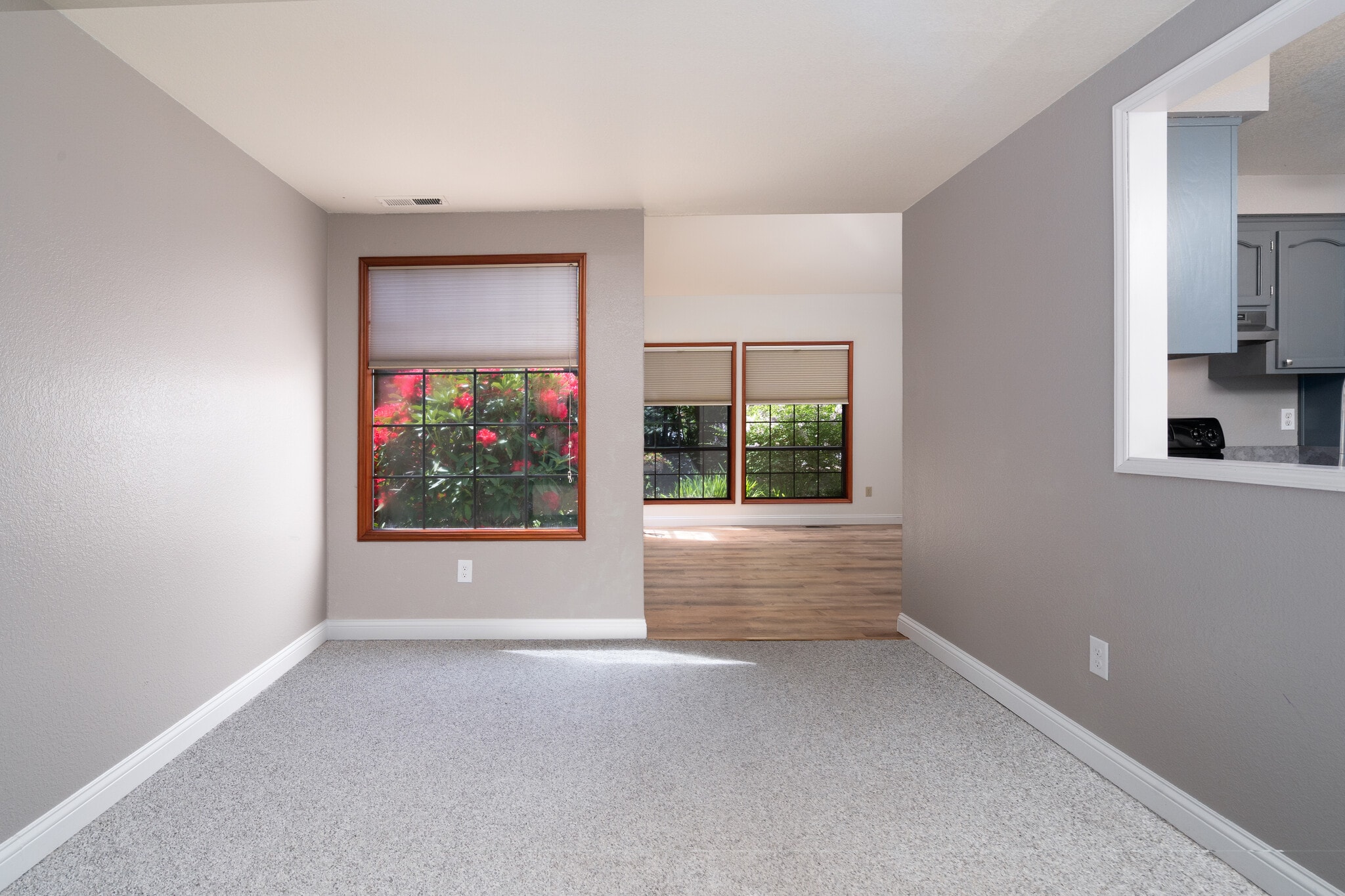 Building Photo - 124 N 39th Pl
