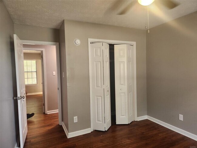 Building Photo - 1214 Camellia Woods Ct