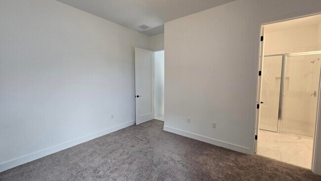 Building Photo - 8489 Apple Falls Ln