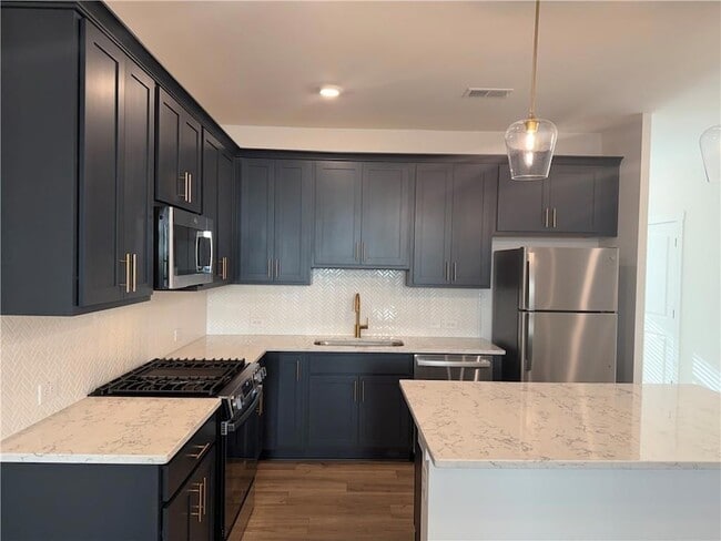 Building Photo - 1605 Aeslin Dr NW