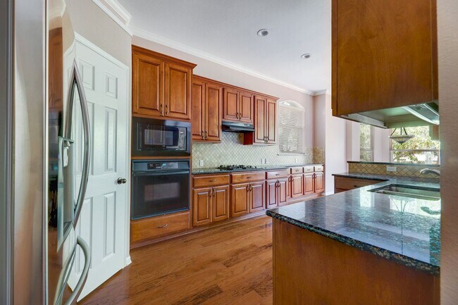 Building Photo - 1111 Ritter Dr