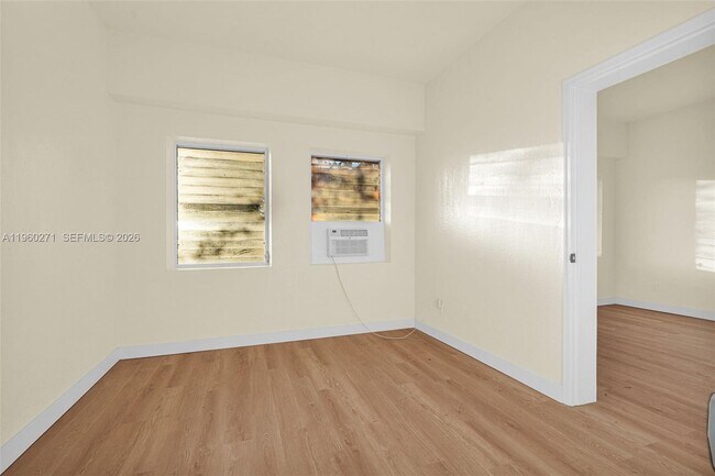 Building Photo - 12287 NE 7th Ave