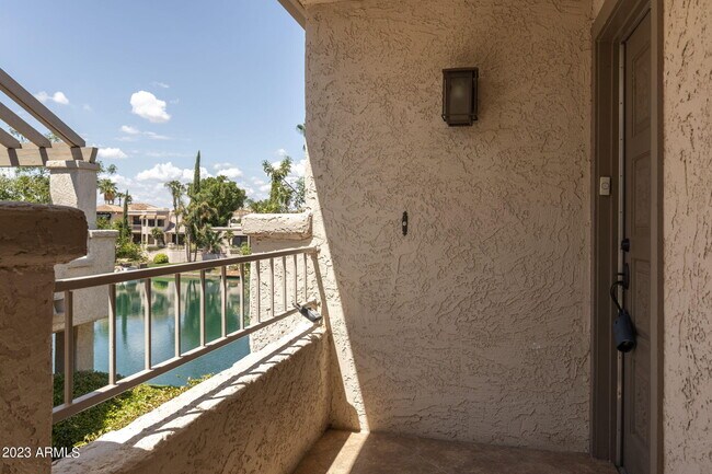 Building Photo - 10080 E Mountainview Lake Dr