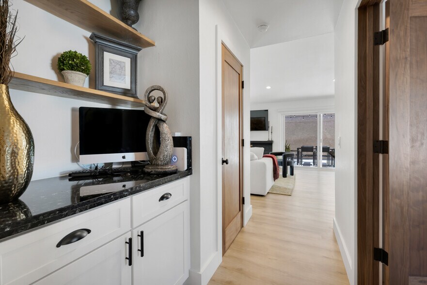 Building Photo - 15290 Bambi Ct