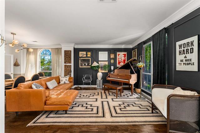 Building Photo - 672 Oakdale Dr