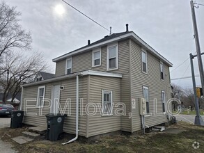 Building Photo - 1701 Lafayette St