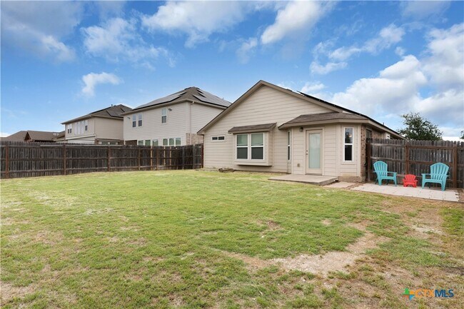 Building Photo - 8064 Bassano Dr
