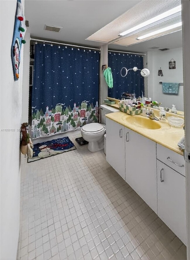 Building Photo - 1000 SW 125th Ave