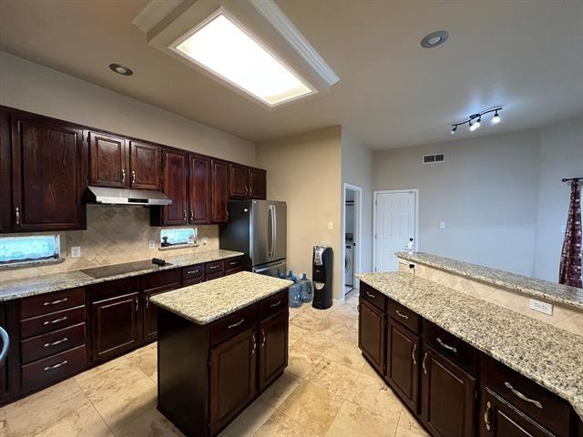 Building Photo - 311 Cordova Dr