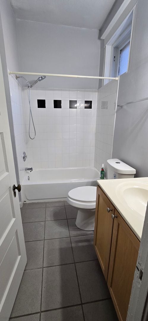 Building Photo - Charming Condo Walkable to Central West End-Washer Dryer in Unit