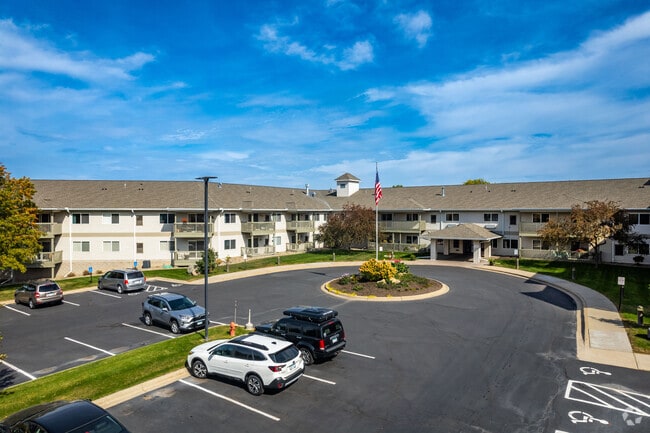 Building Photo - Realife Cooperative of Burnsville