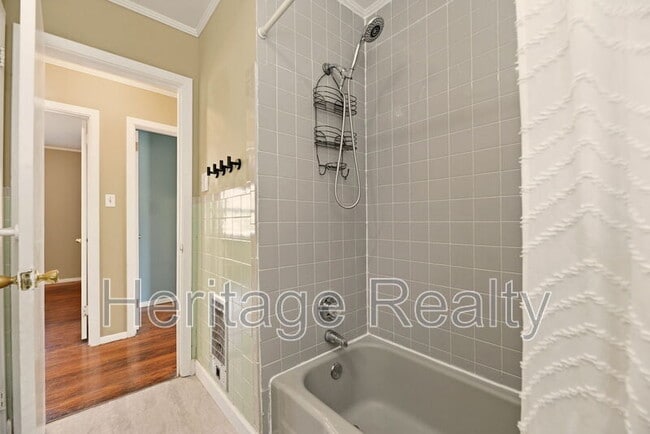 Building Photo - 1309 Huntington Rd SW