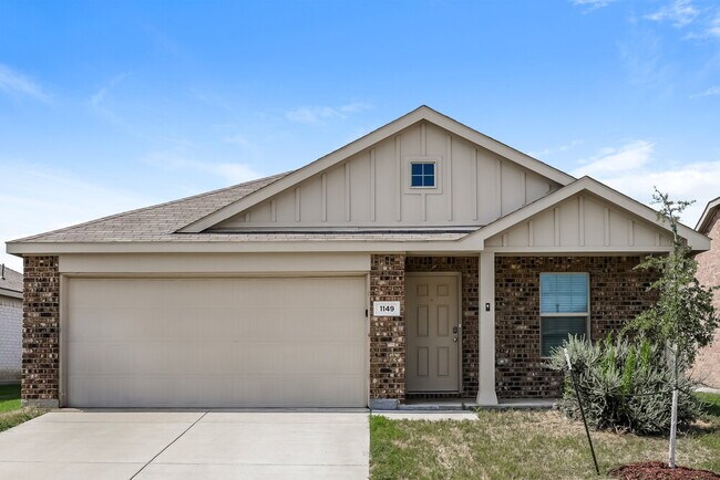 Building Photo - 1149 Crestview Dr