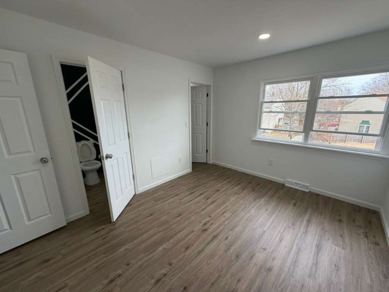 Building Photo - 309 Cold Spring Pl