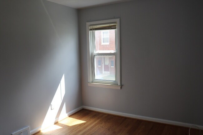 Bedroom - 21726 Snow Ave