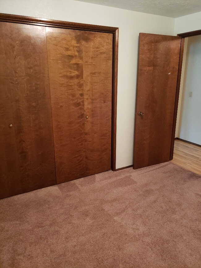 Building Photo - STATUS: PENDING APPLICATION- | R35 |$1895....