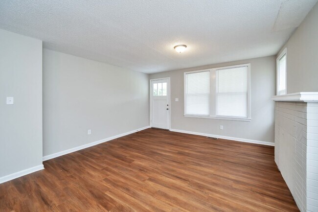 Building Photo - Spacious Hueytown Oasis – Country Feel, Ci...