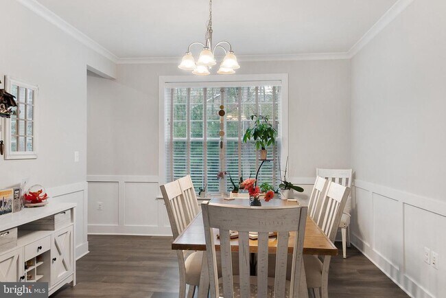 Building Photo - 937 Marzoff Rd