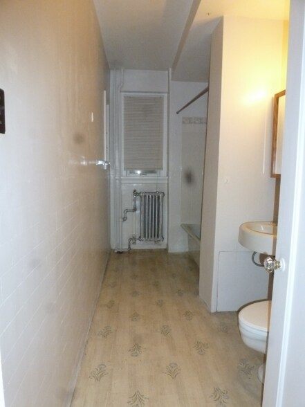 Building Photo - 440 N Park Ave