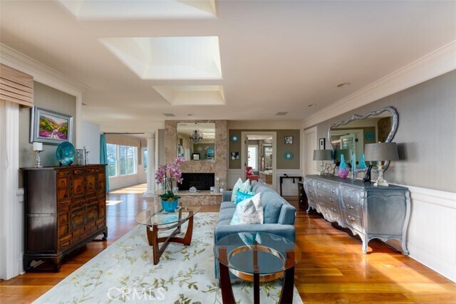 Building Photo - 410 Blumont St