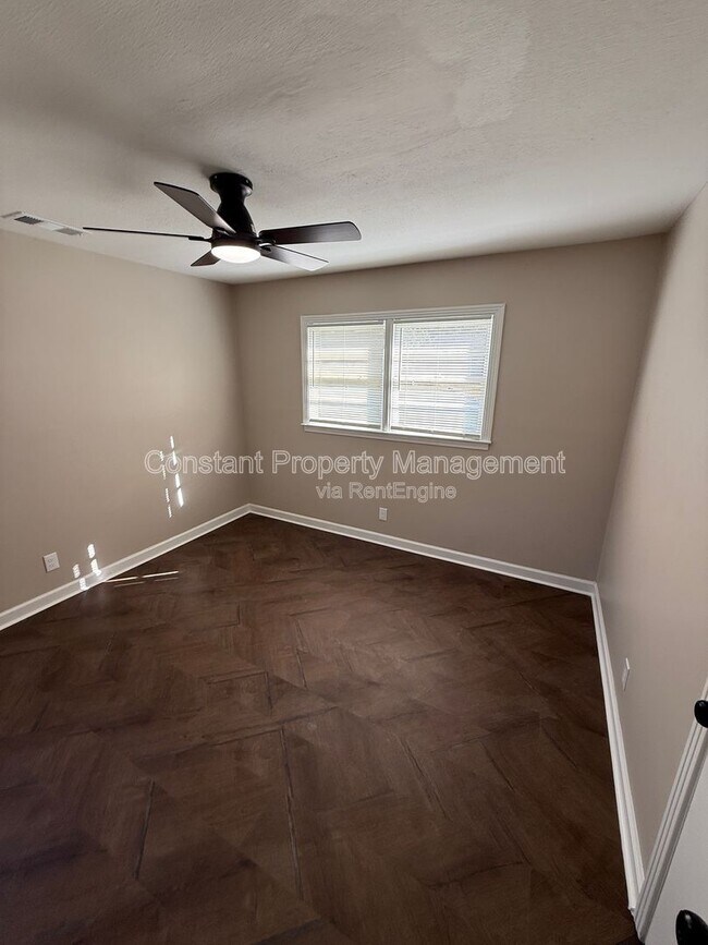 Building Photo - 3059 O'Hara Dr N