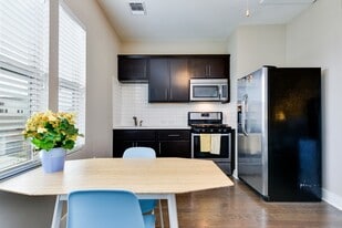 Building Photo - 3101 McCurdy St