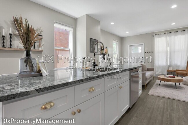 Building Photo - 564 Kimball Pl