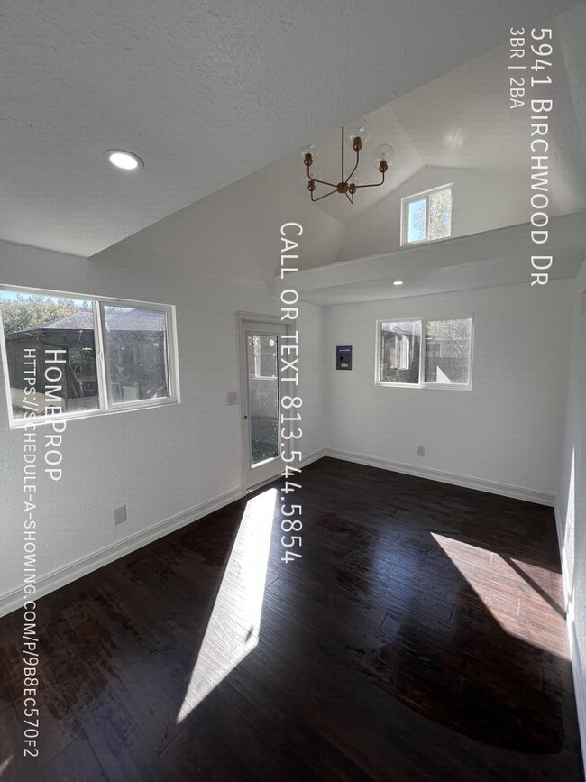 Building Photo - 5941 Birchwood Dr