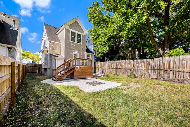 Building Photo - 4511 Tracy Ave