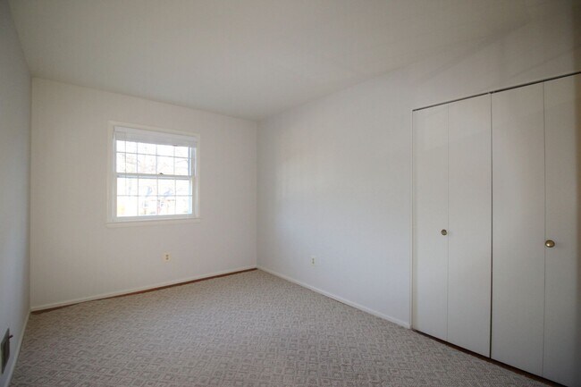 Building Photo - 3BR/2B Home