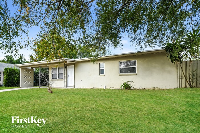 Building Photo - 8013 Powell Dr