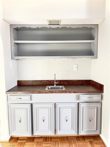 Building Photo - 3119 Lakeside Dr