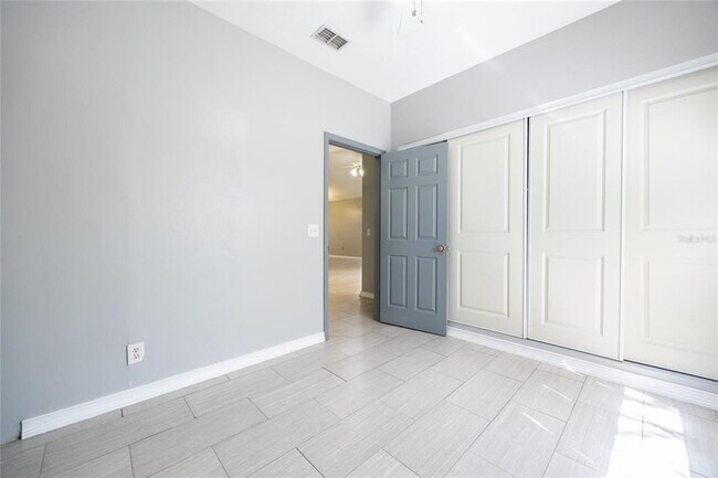 Building Photo - 4345 NW 35th St