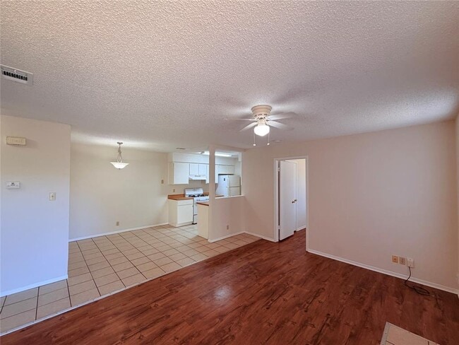 Building Photo - 2301 Whitlow Cove