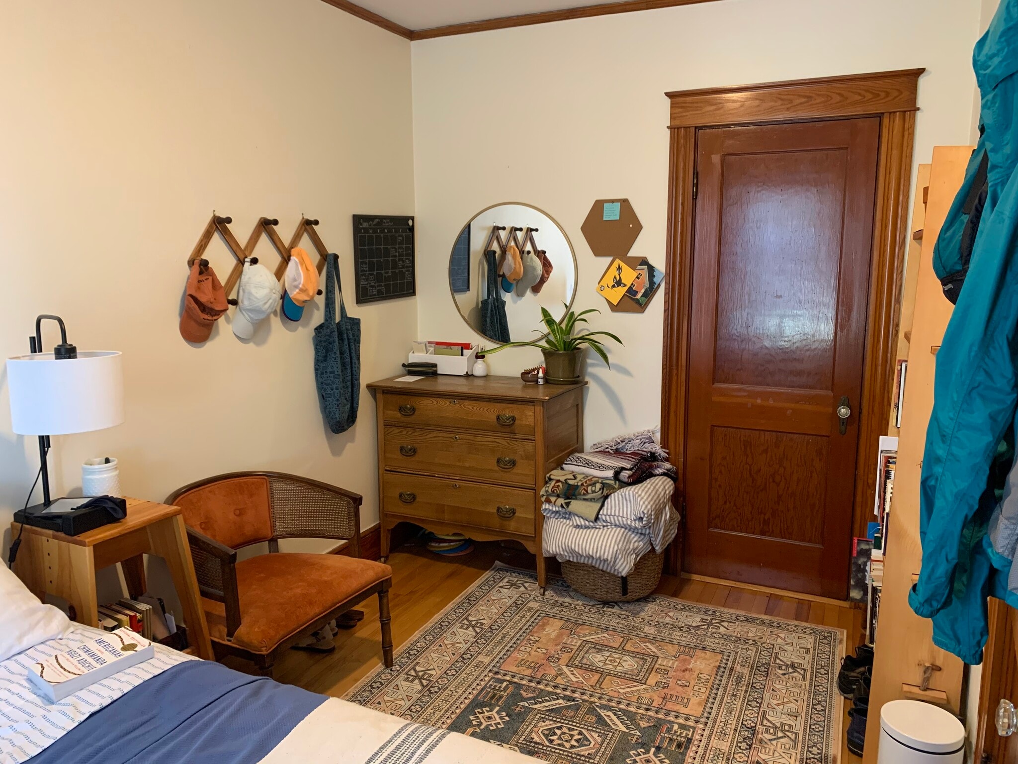 Building Photo - 21 Fessenden St