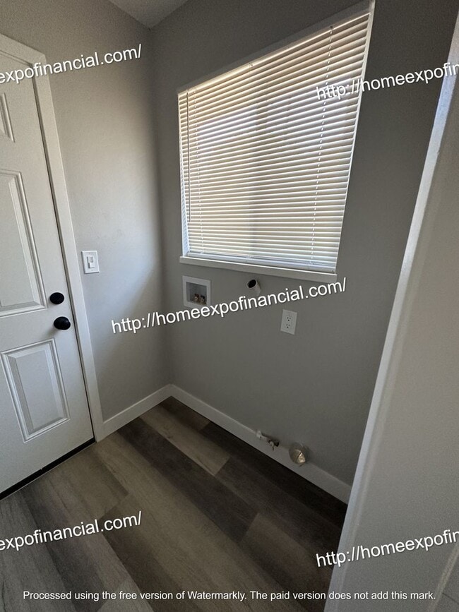 Building Photo - Nice Home For Rent