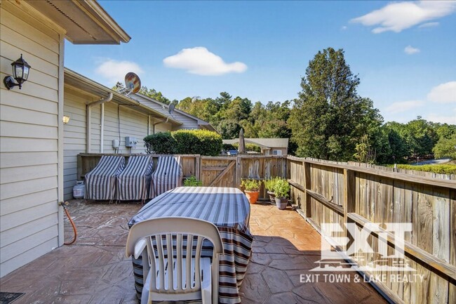 Building Photo - Beautiful Home in Beaver Creek