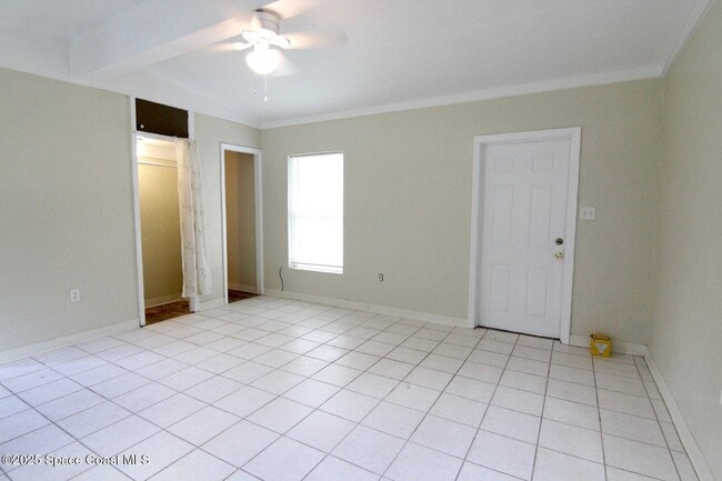 Building Photo - 1044 S Wickham Rd