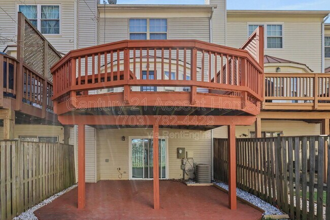 Building Photo - 6719 Sunset Woods Ct