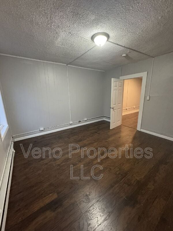 Building Photo - 1 Cataract St