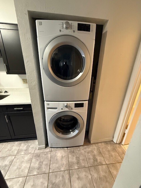 Building Photo - 3961 SE 18th Ave