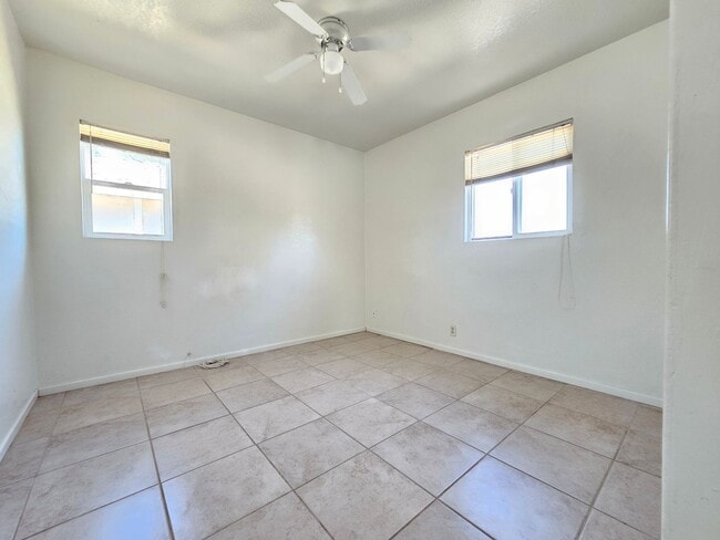 Building Photo - Comfortable Home For rent