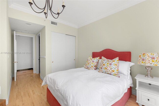 Building Photo - 20165 NE 39th Pl