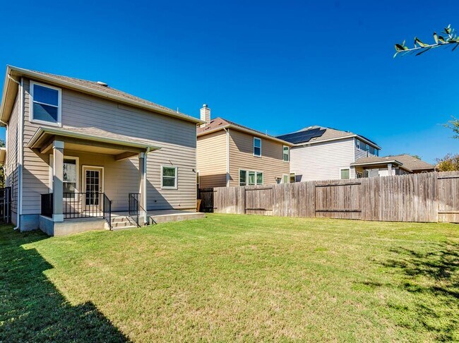 Building Photo - 9011 Pin Brush Dr