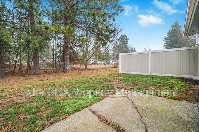 Building Photo - 1411 E Lunceford Ln