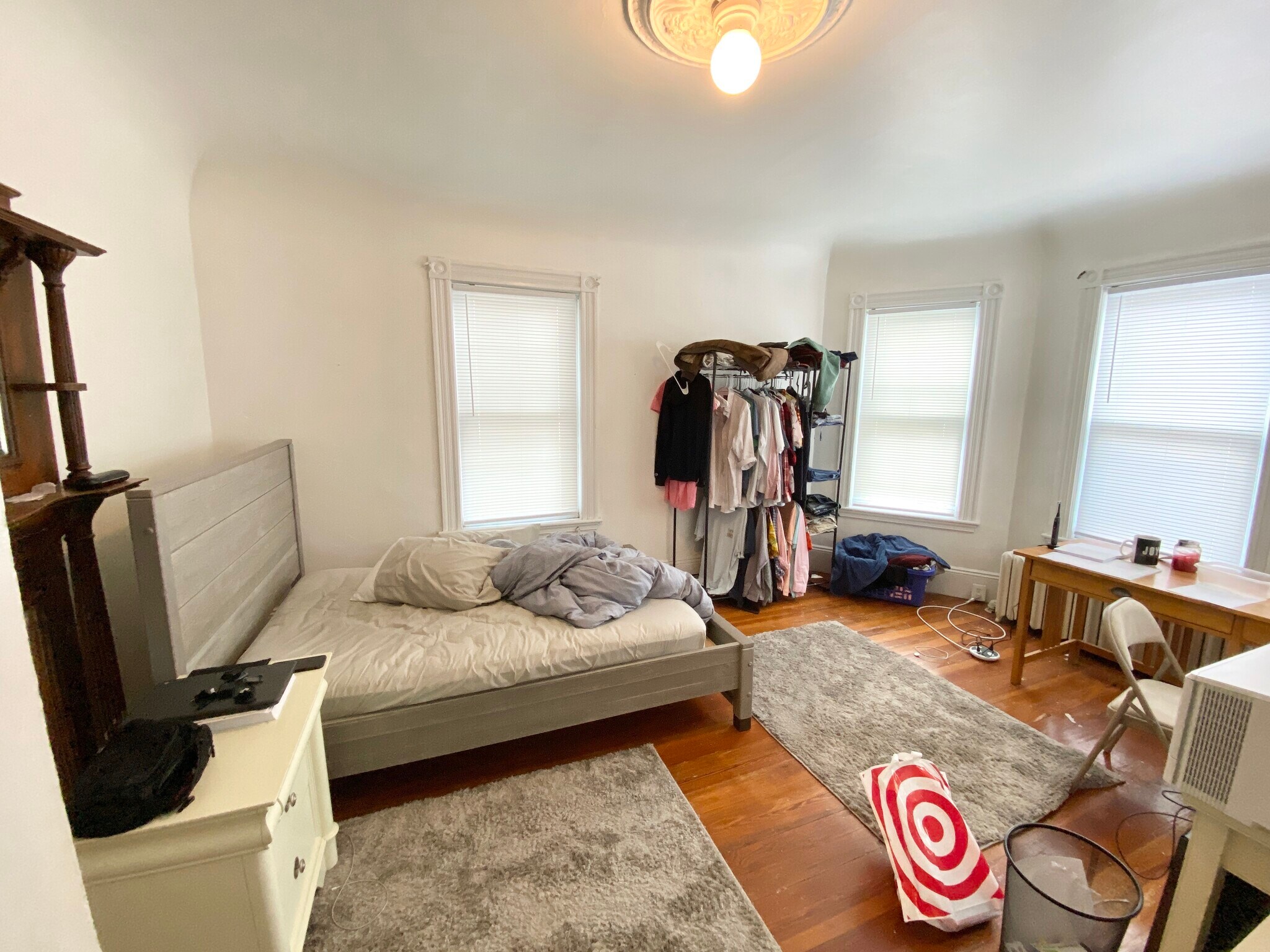 Building Photo - 10 Sachem St