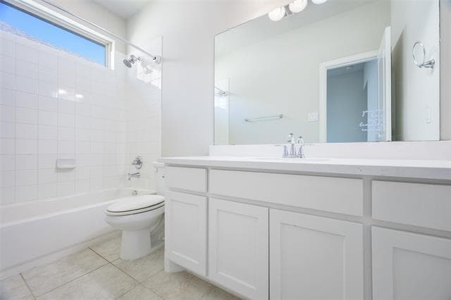 Building Photo - 9724 Excursion Dr